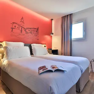Kyriad Centre Hotel Fréjus